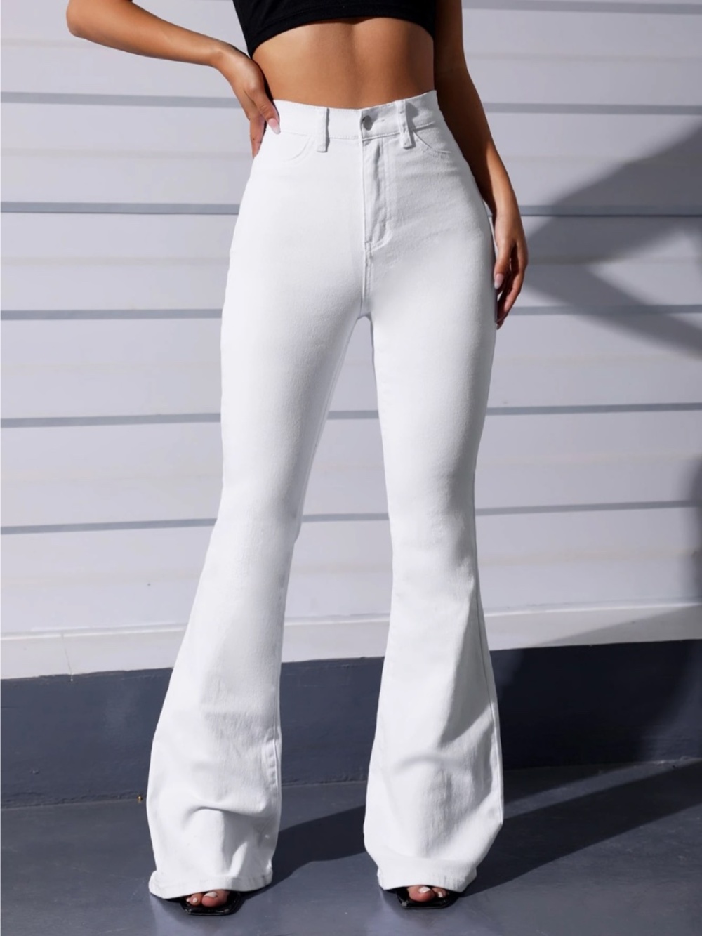 White Casual Curvy High Waist Flare Leg Jeans - Size 29